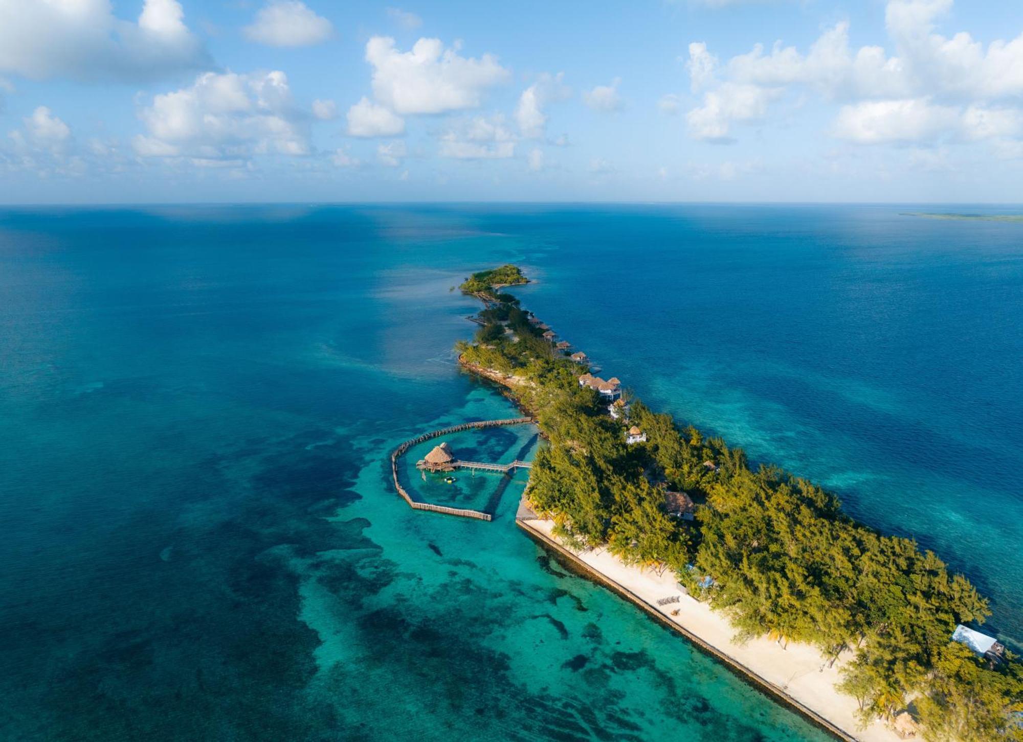 Thatch Caye Resort A Muy'Ono Resort Hopkins Ngoại thất bức ảnh