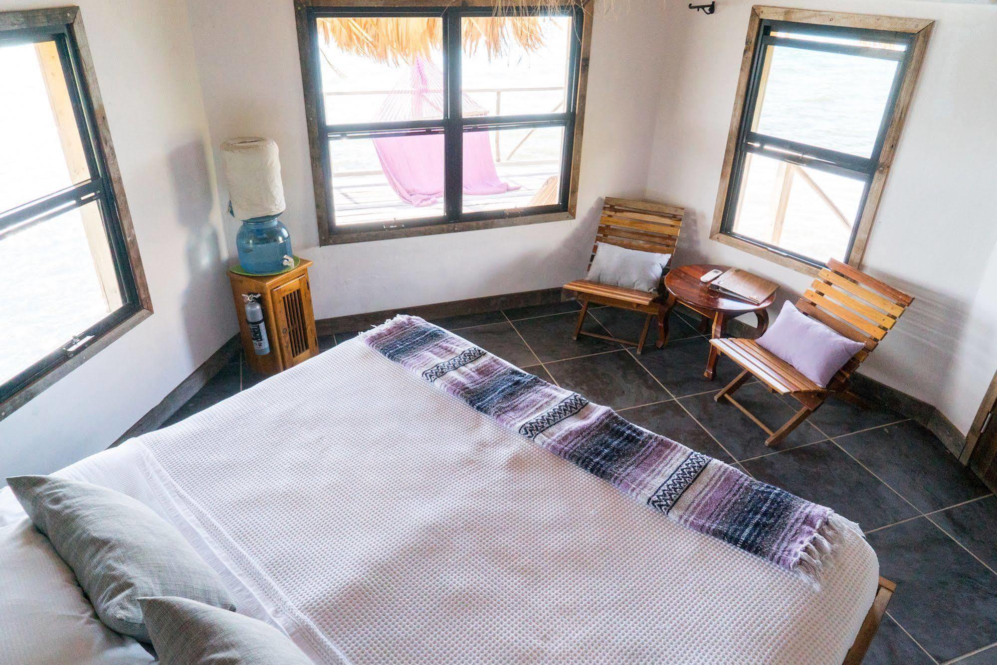 Thatch Caye Resort A Muy'Ono Resort Hopkins Ngoại thất bức ảnh